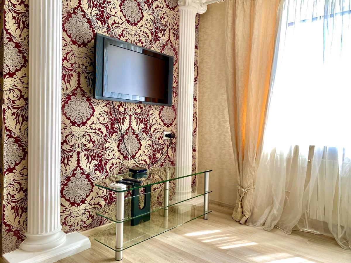 Apartpoltava Елегантна Квартира В Новобудові,Біля Каштанової Алеї, Центр Міста, Звітна Документація エクステリア 写真