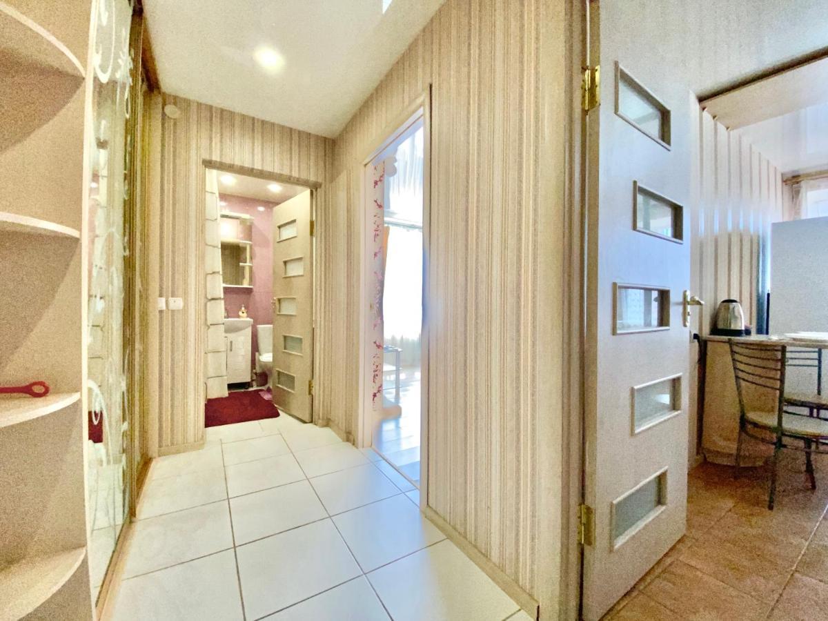 Apartpoltava Елегантна Квартира В Новобудові,Біля Каштанової Алеї, Центр Міста, Звітна Документація エクステリア 写真