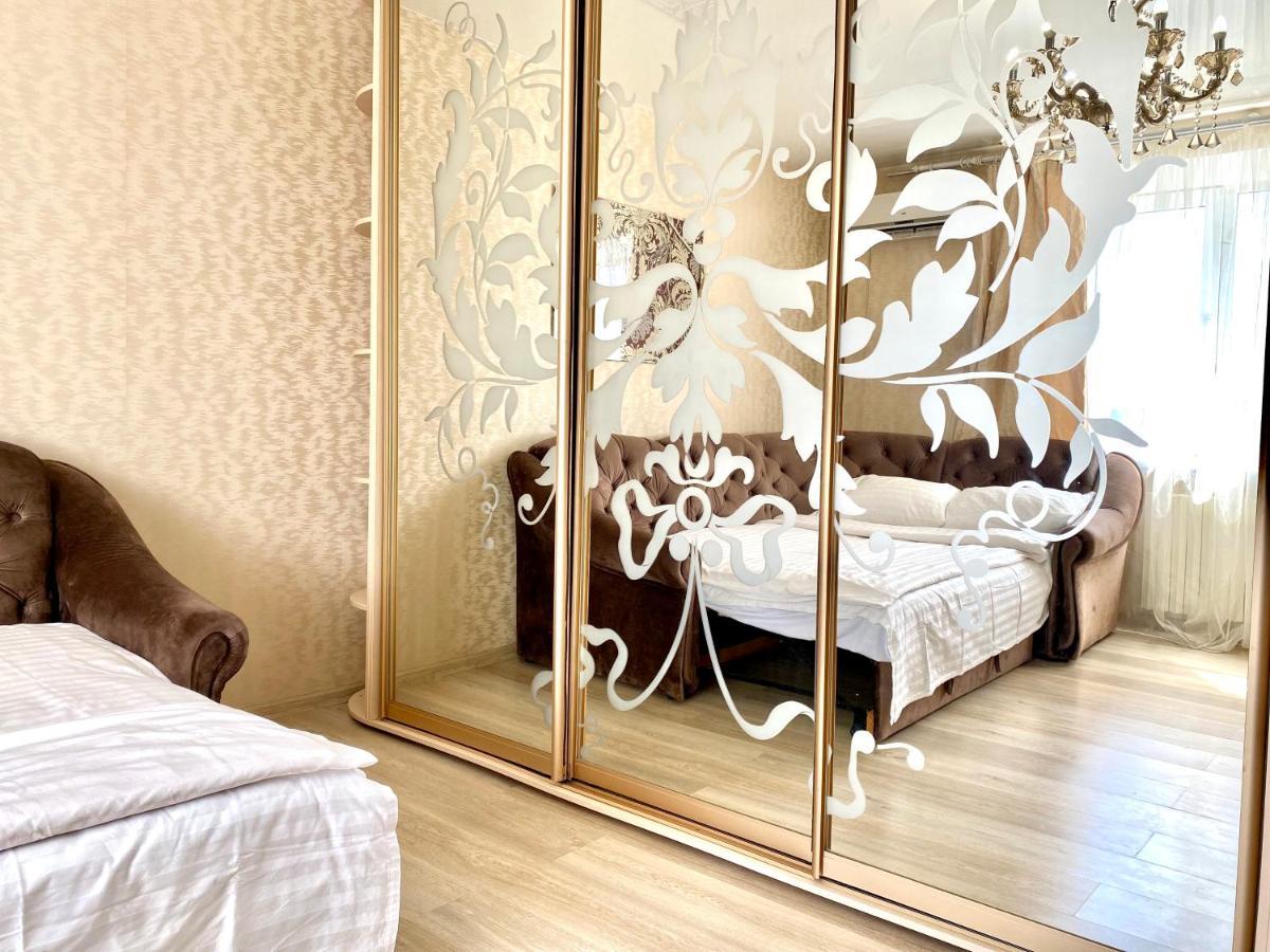 Apartpoltava Елегантна Квартира В Новобудові,Біля Каштанової Алеї, Центр Міста, Звітна Документація エクステリア 写真